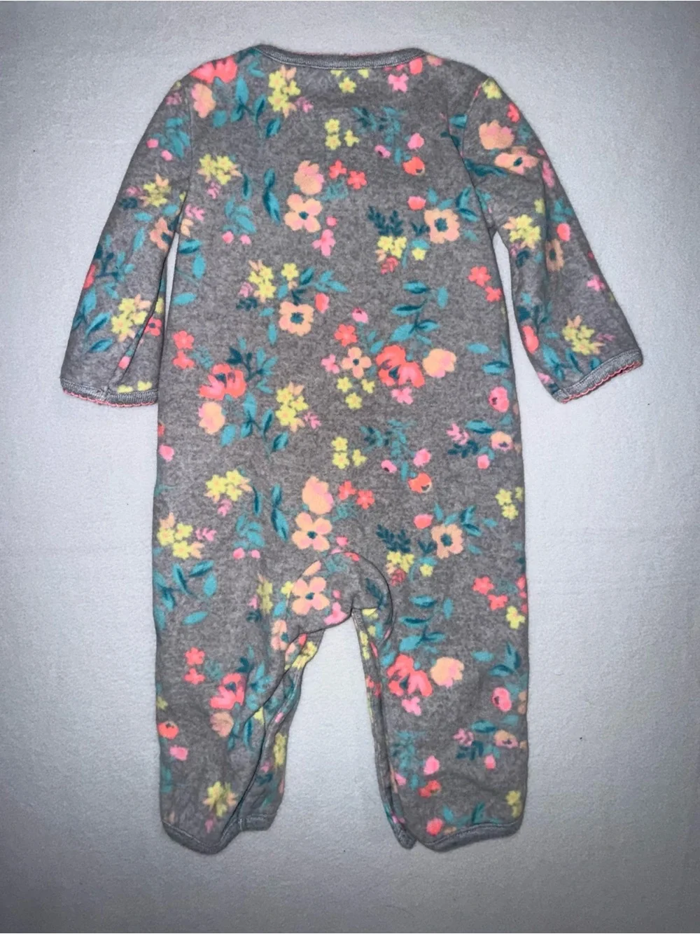 Bundle of 2 Carter's Baby One-Piece Sleepers - Size 3 months GUC